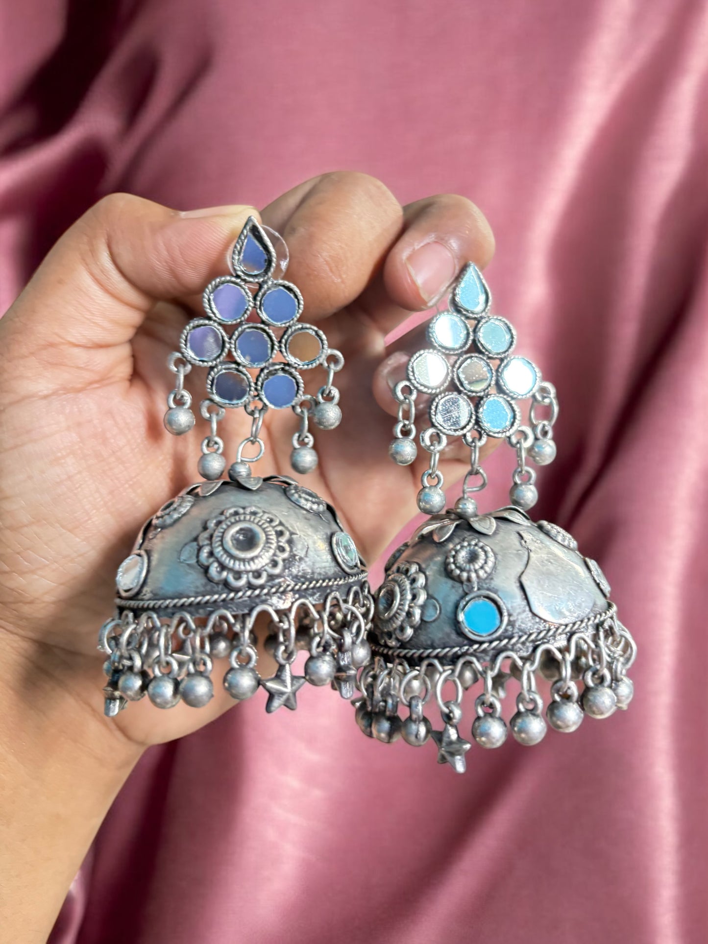 Kangana Blackpolish Jhumka