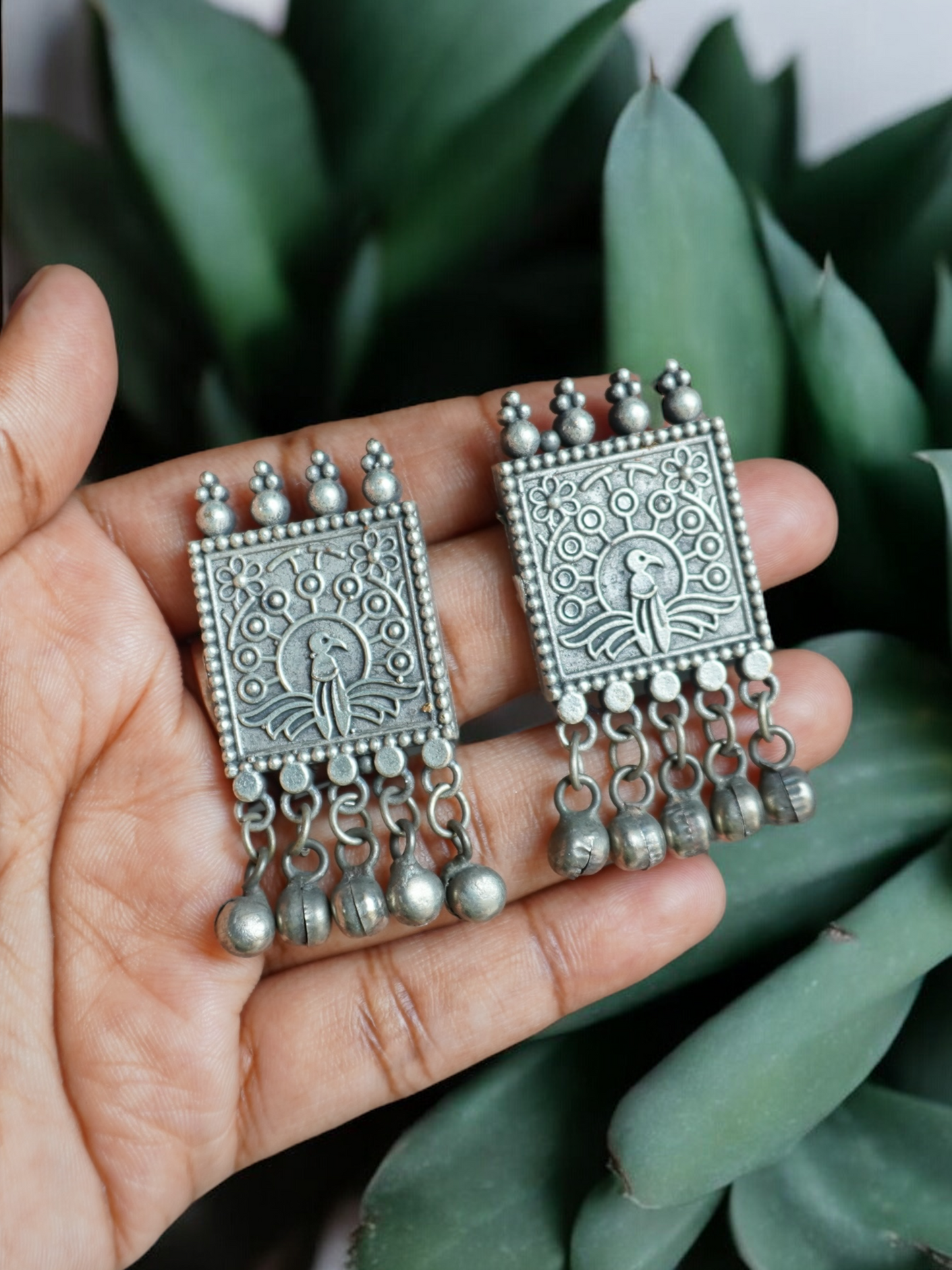 Nevedha Earring