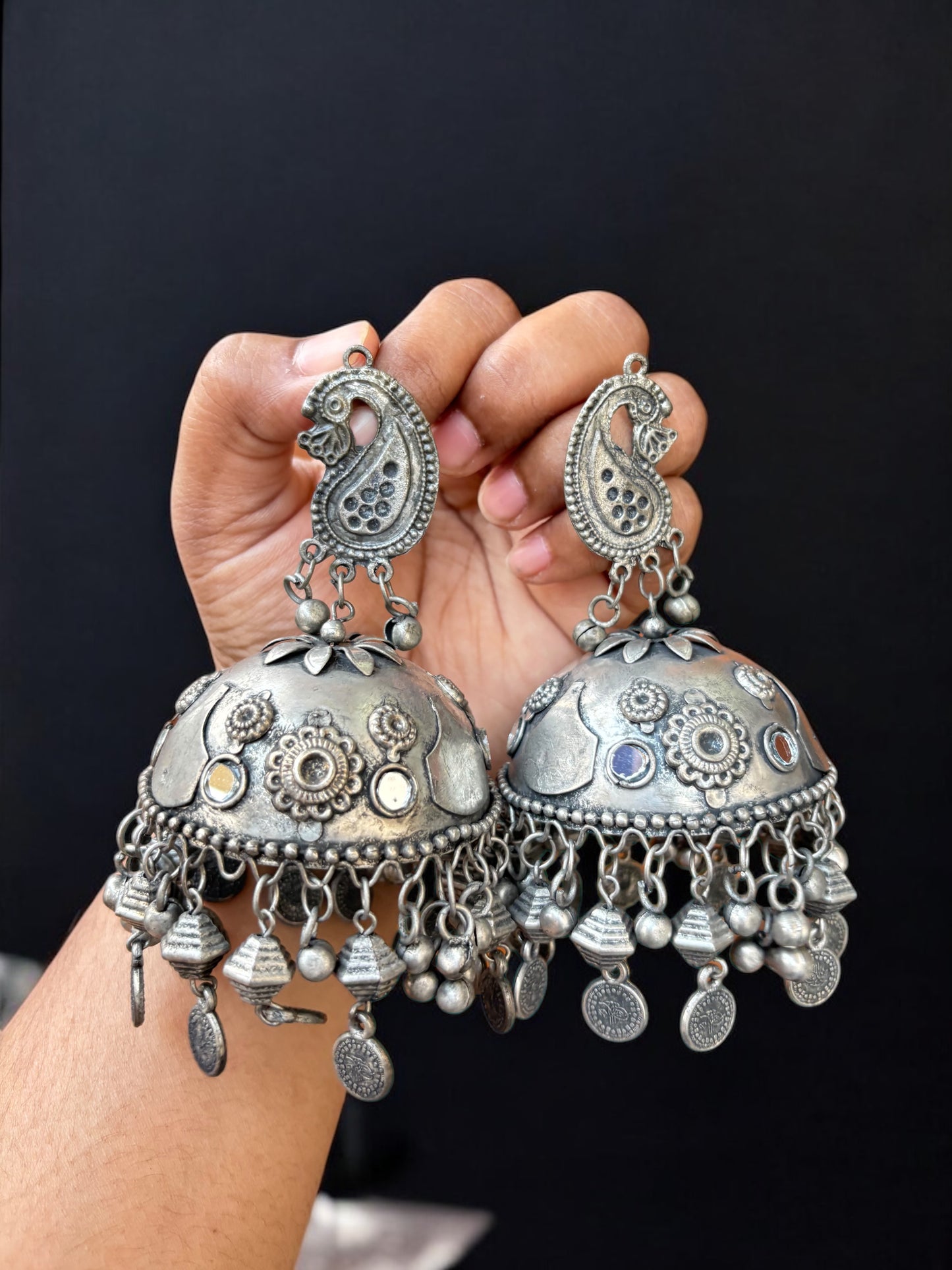 Gunjan Blackpolish Jhumka