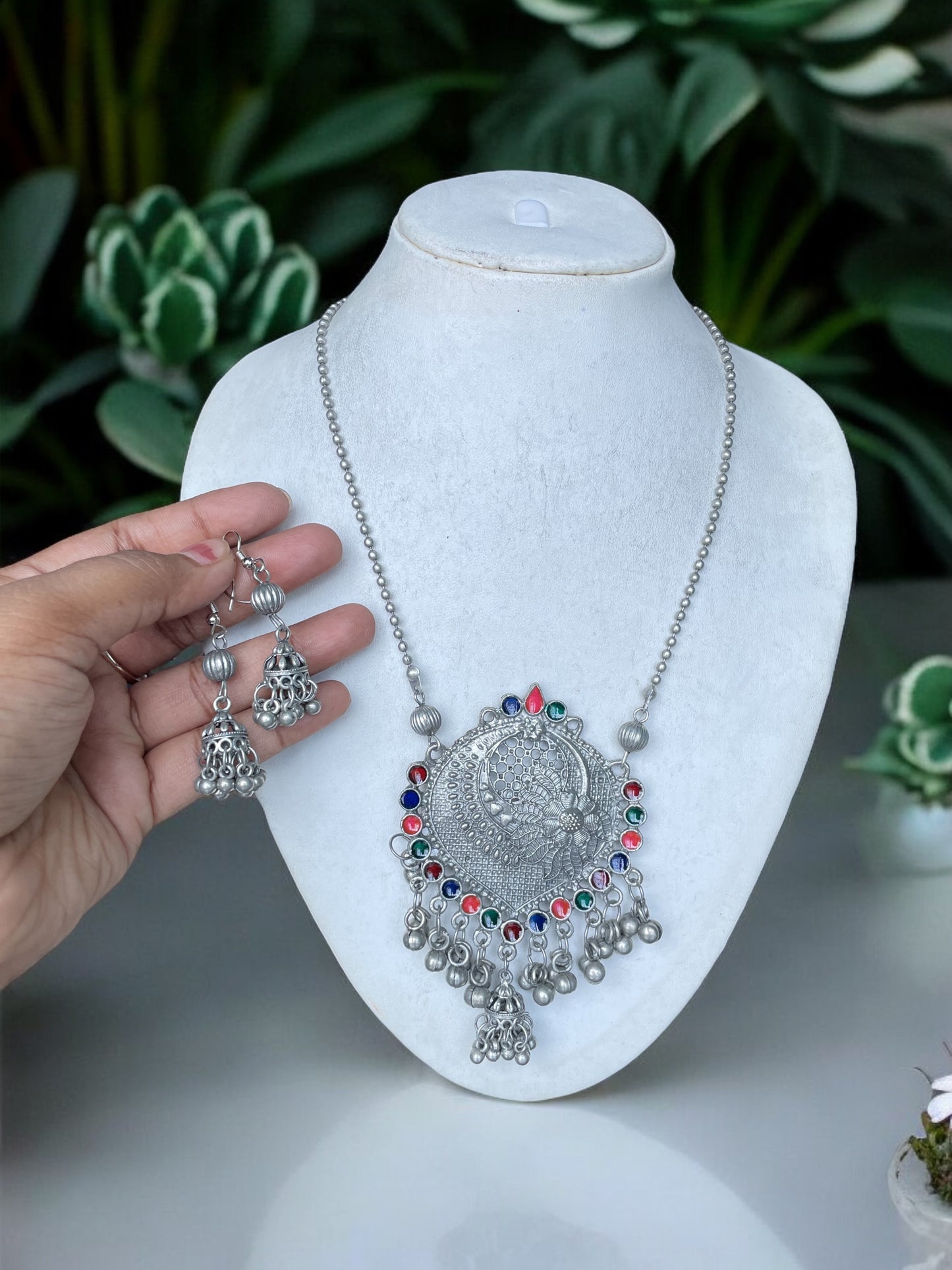 Vaishali Necklace Set