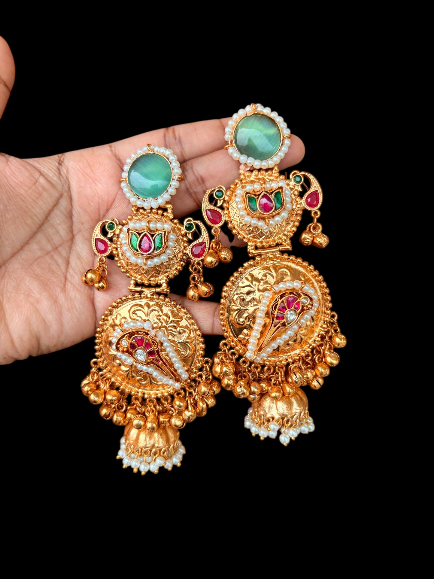 Devanshi Padma Jhumka
