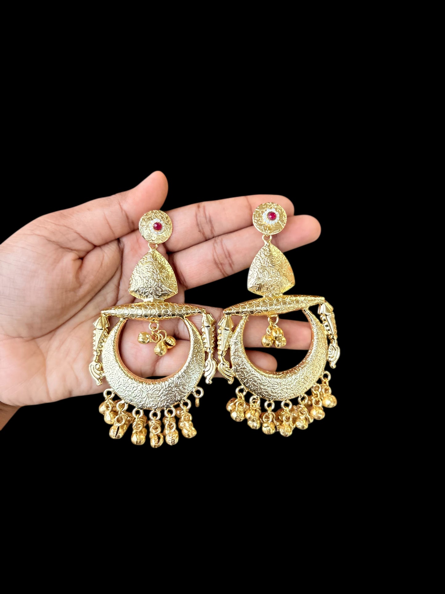 Heritage Antique Crescent Chandbali