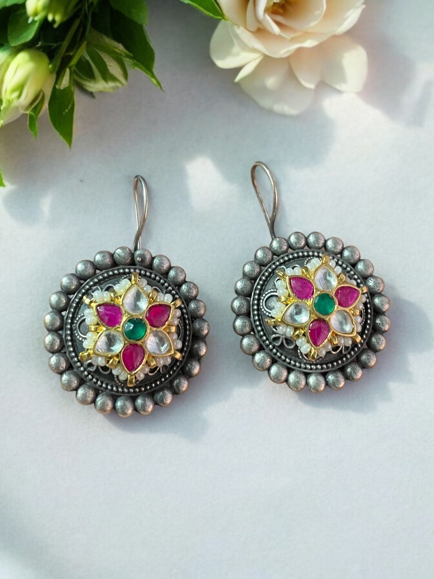 Sanjana Silver Pacchi Kundan Earring