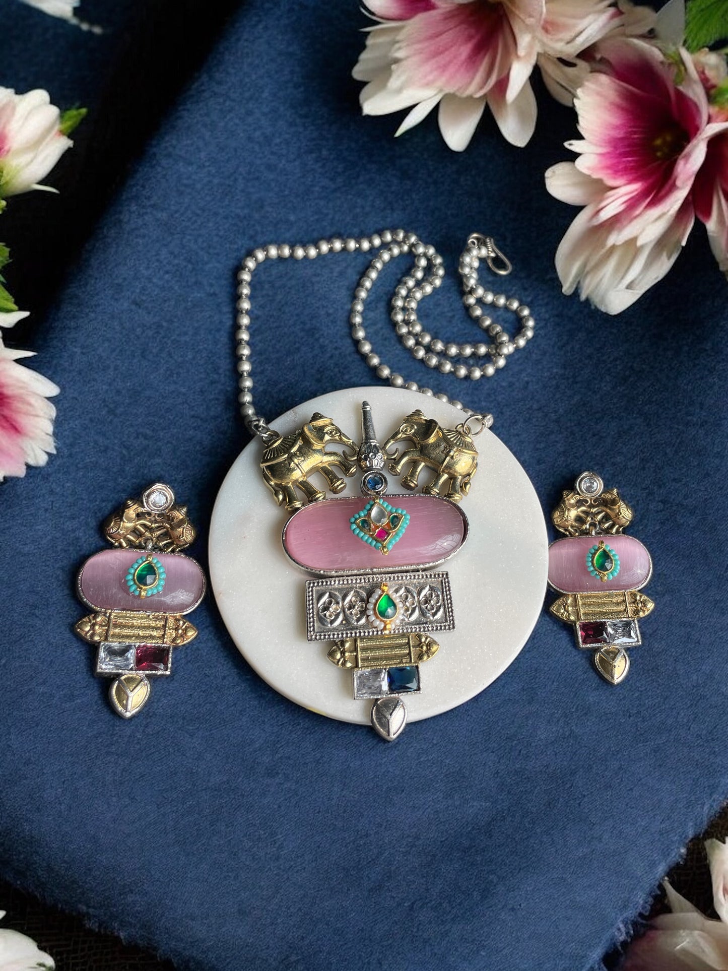 Gunjana Monalisa Pachi Kundan Necklace Set