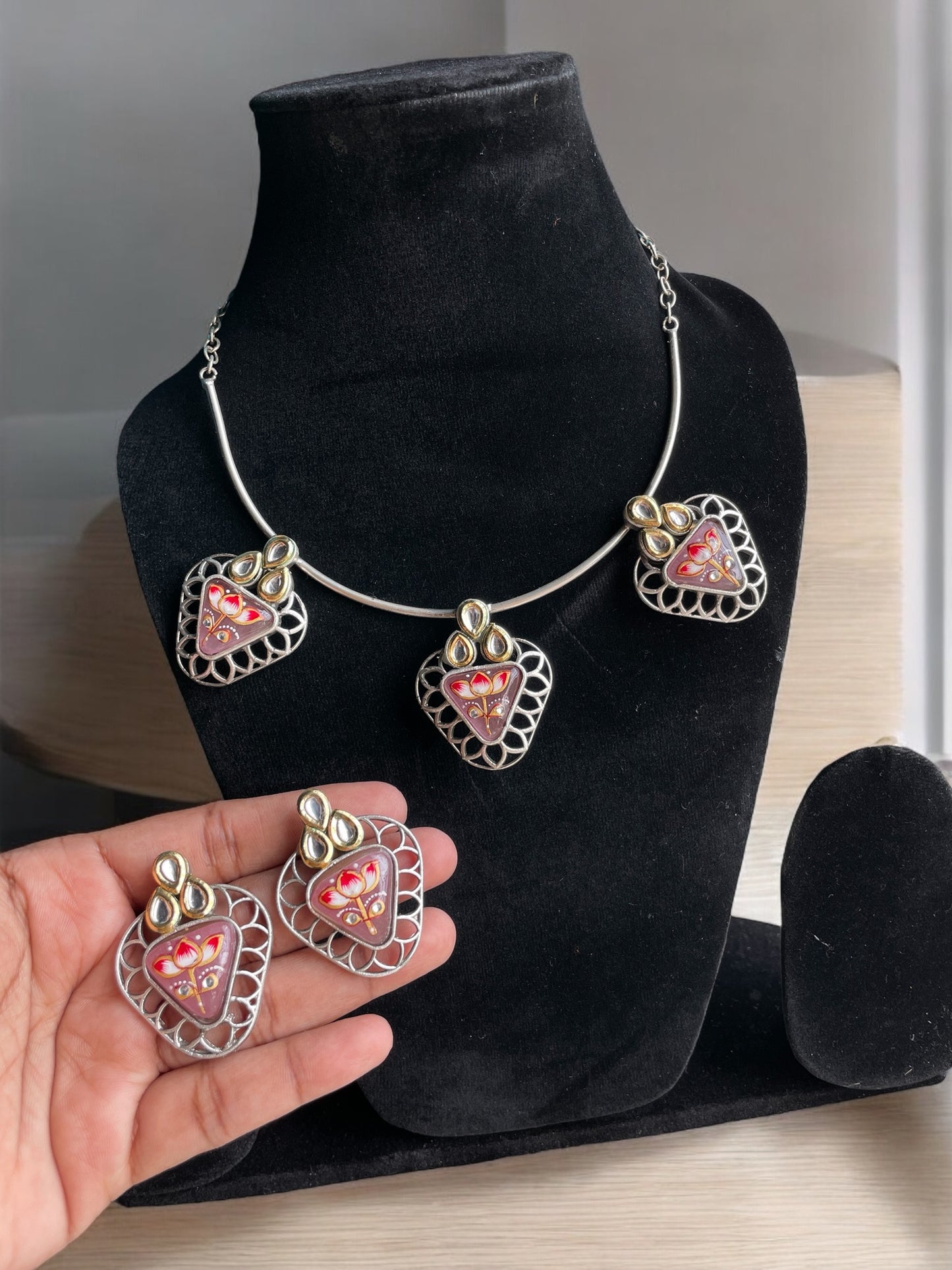 Ishita Monalisa Necklace