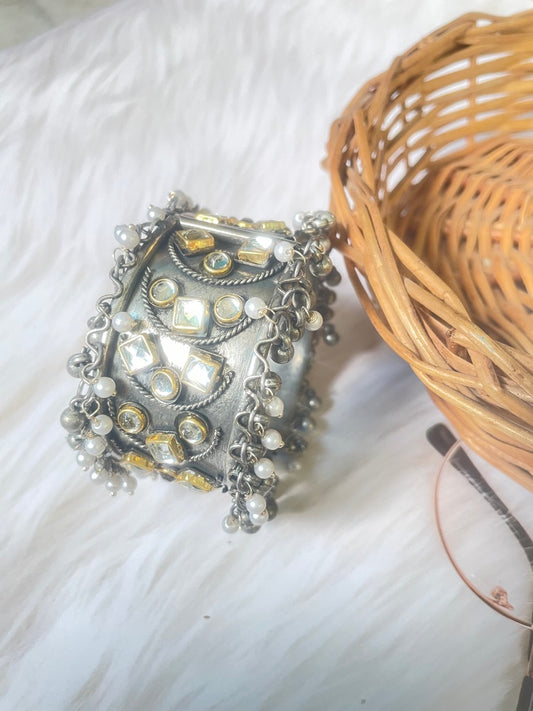 Kundan Miraj Bracelet