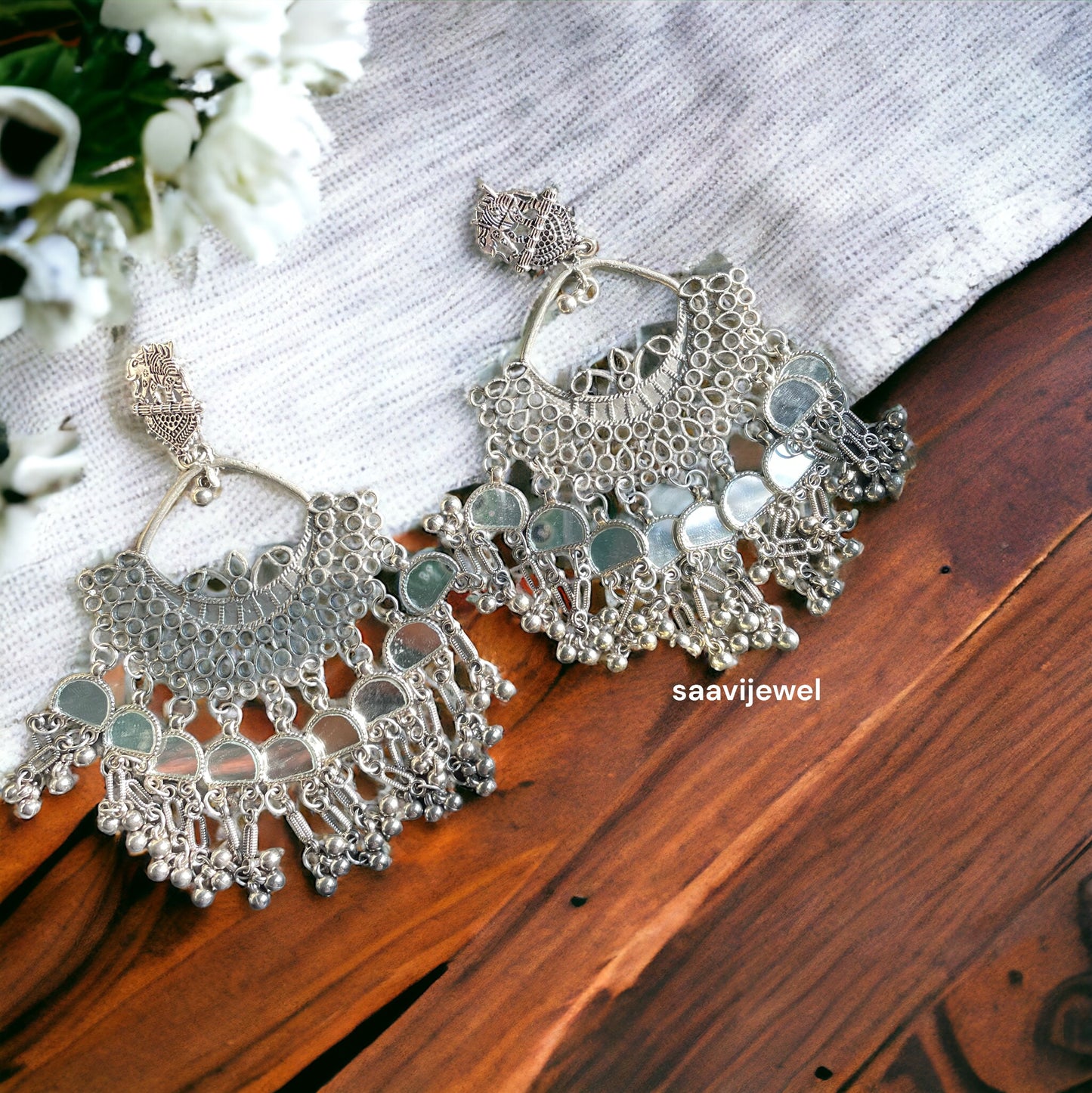 Anamika Long Chandbali