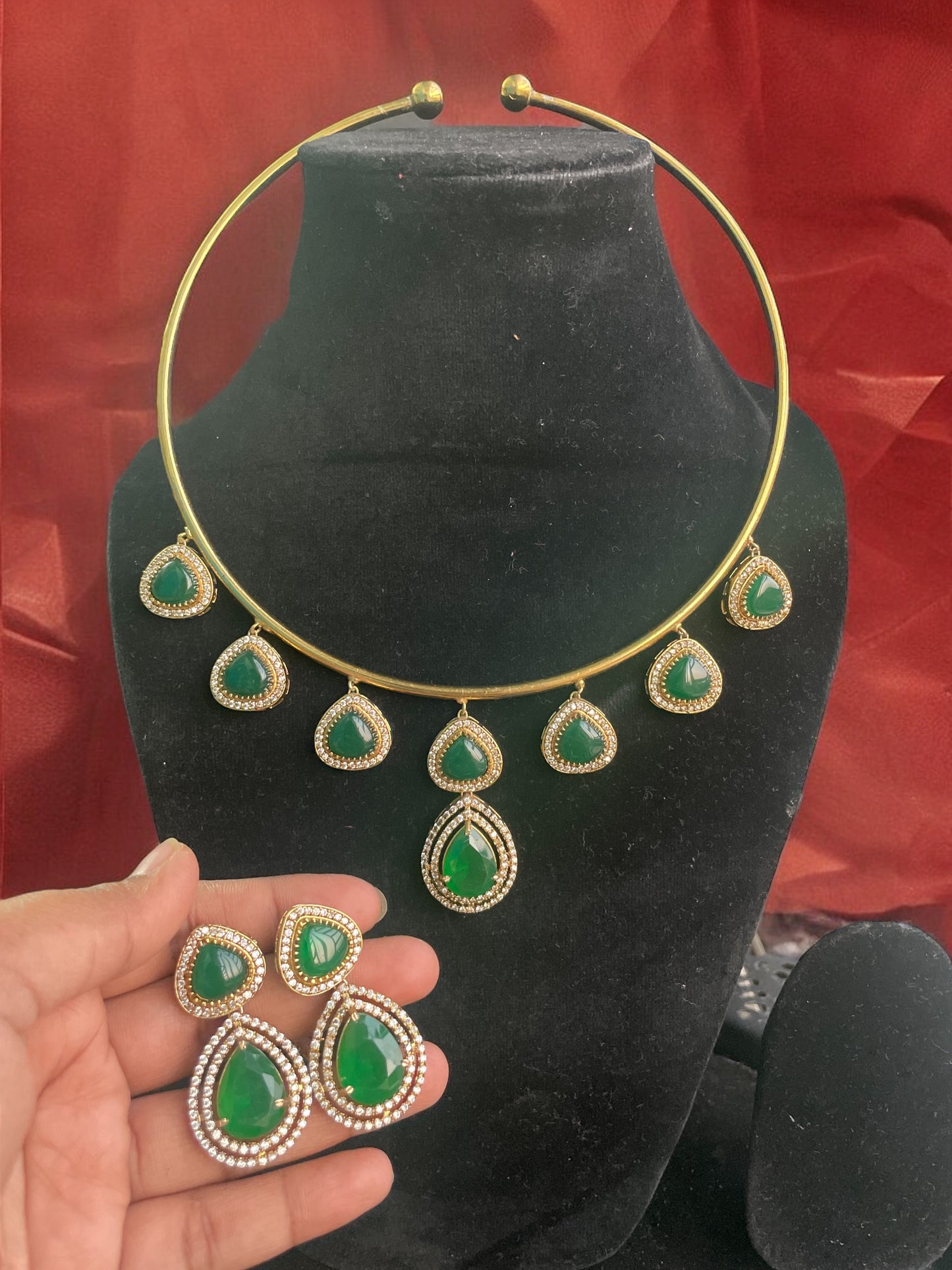 Tina AD Monalisa Stone Brass Hasli Necklace