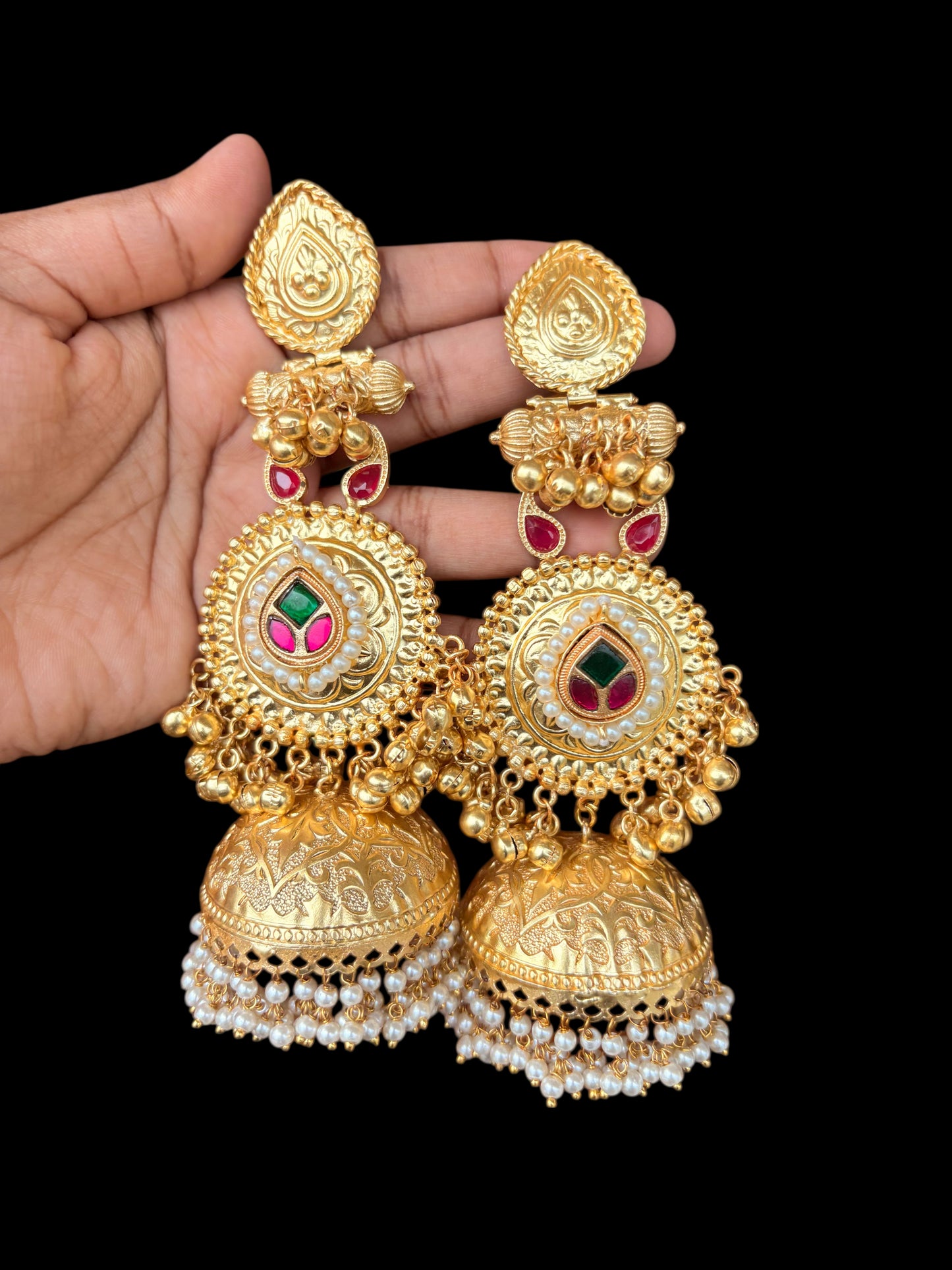 Svarnashree Pacchi Jhumka Royale