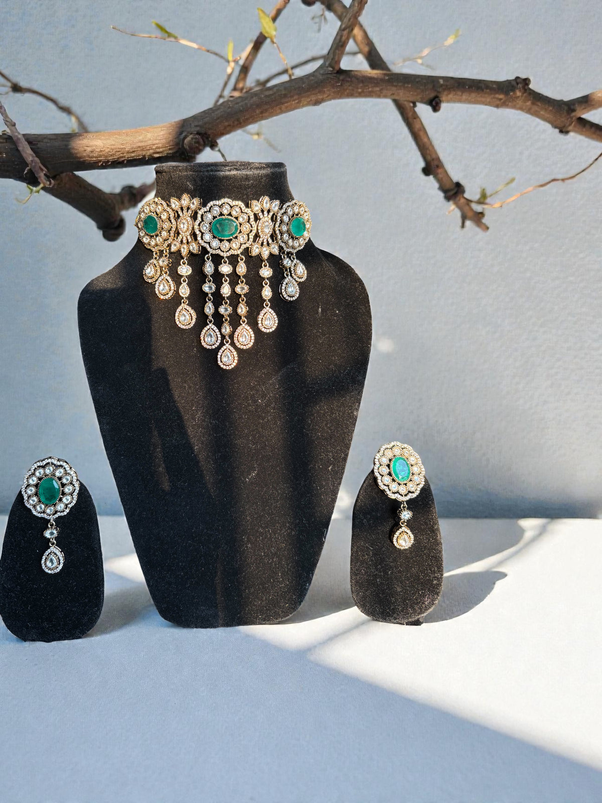 Emerald Royale Kundan Choker Set
