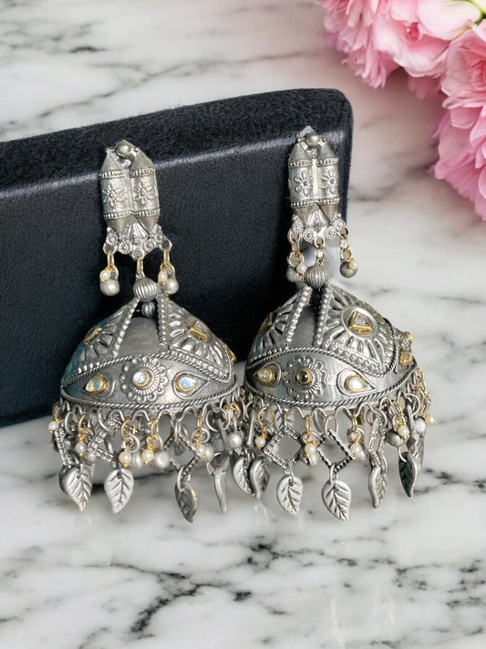 Zarifa Jhumka