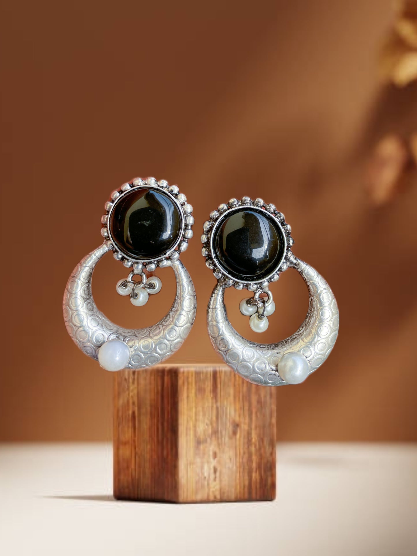 Dhara Monalisa Earring