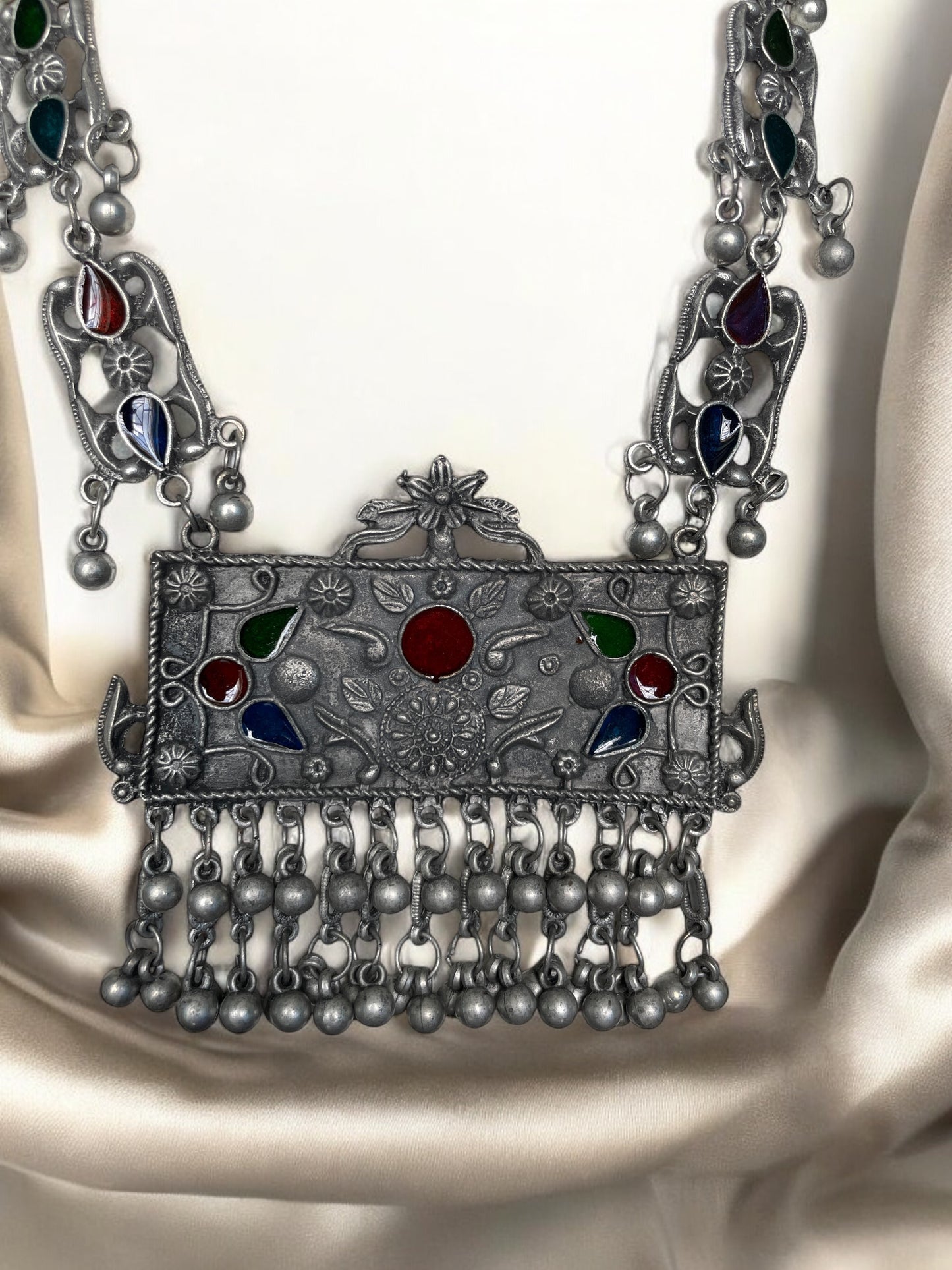 Anvi Necklace