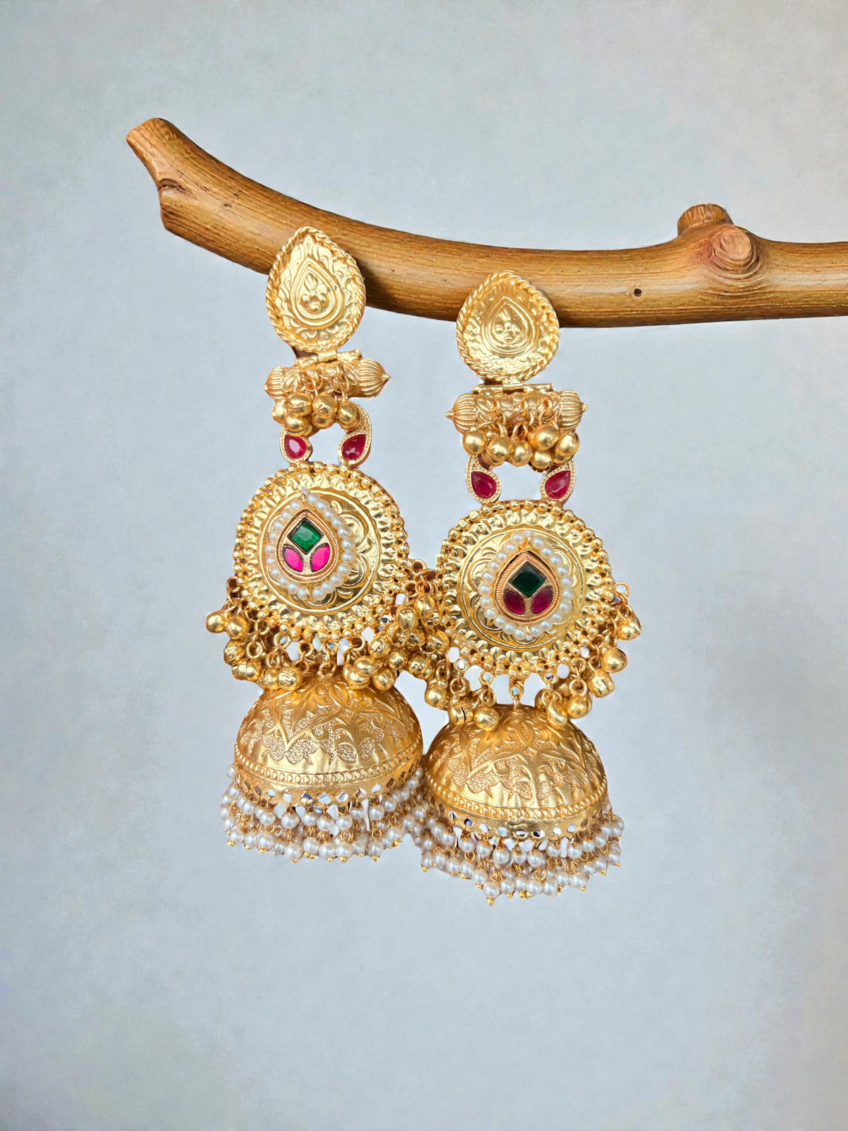Svarnashree Pacchi Jhumka Royale