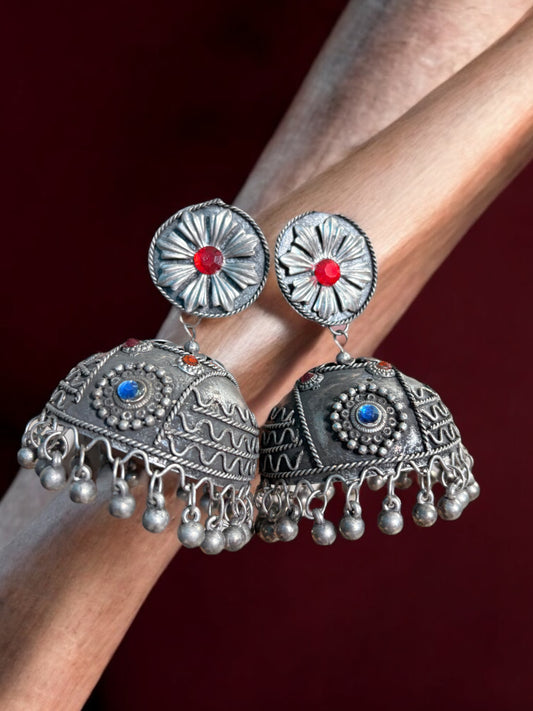 Urvashi Blackpolish Jhumka