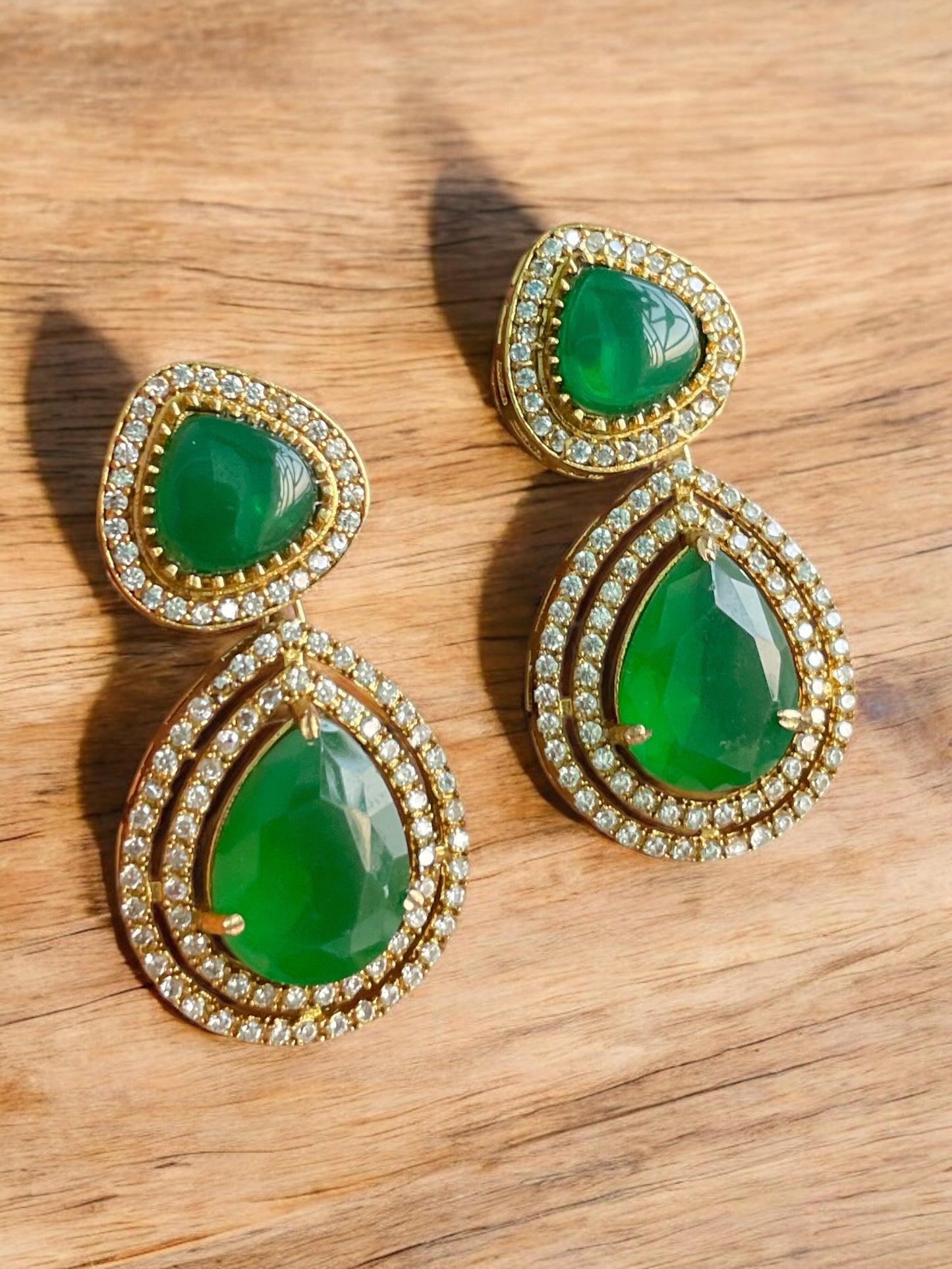 Tina AD Monalisa Stone Brass Hasli Necklace