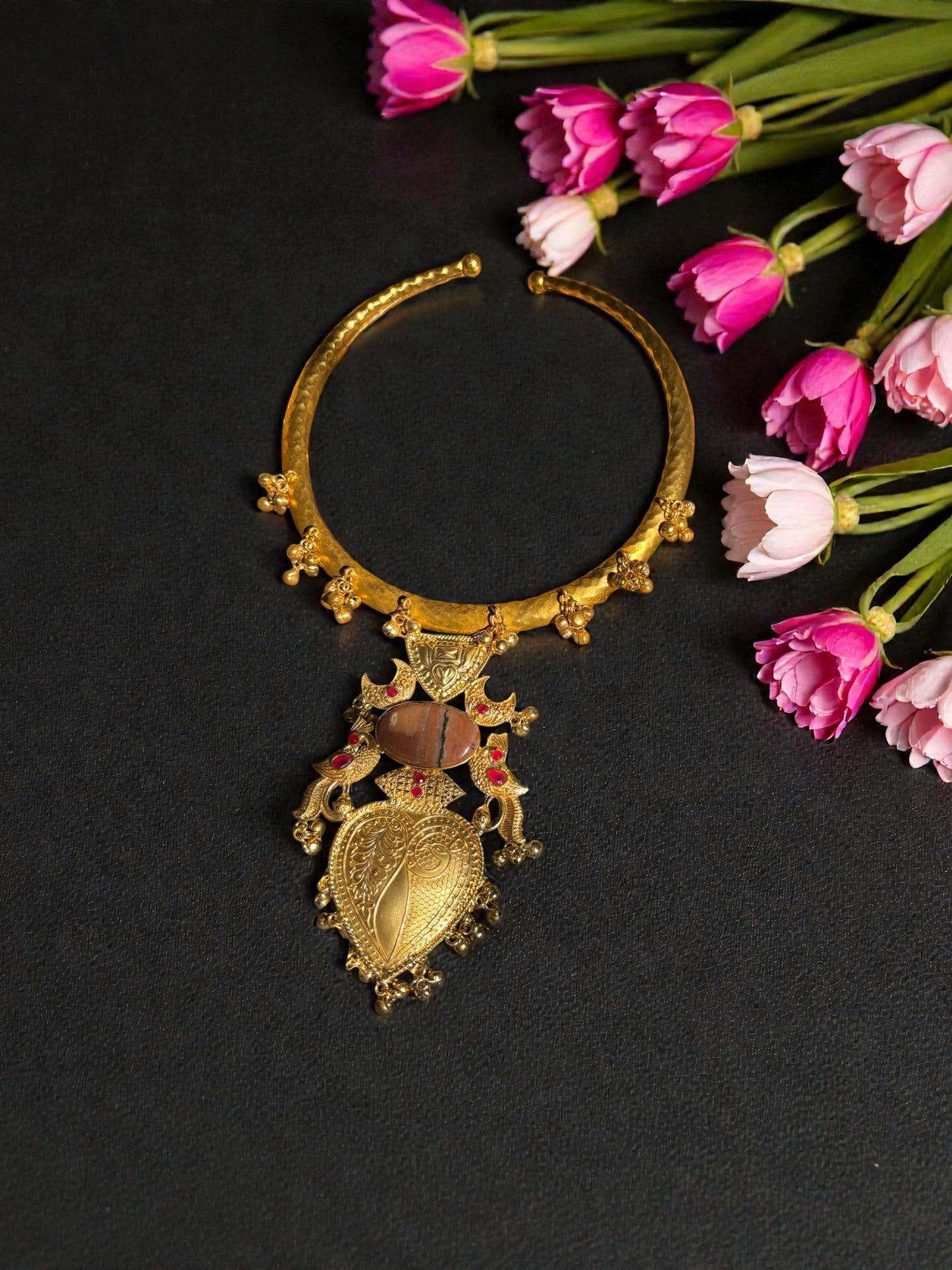 Vanika Heritage Hasli Necklace