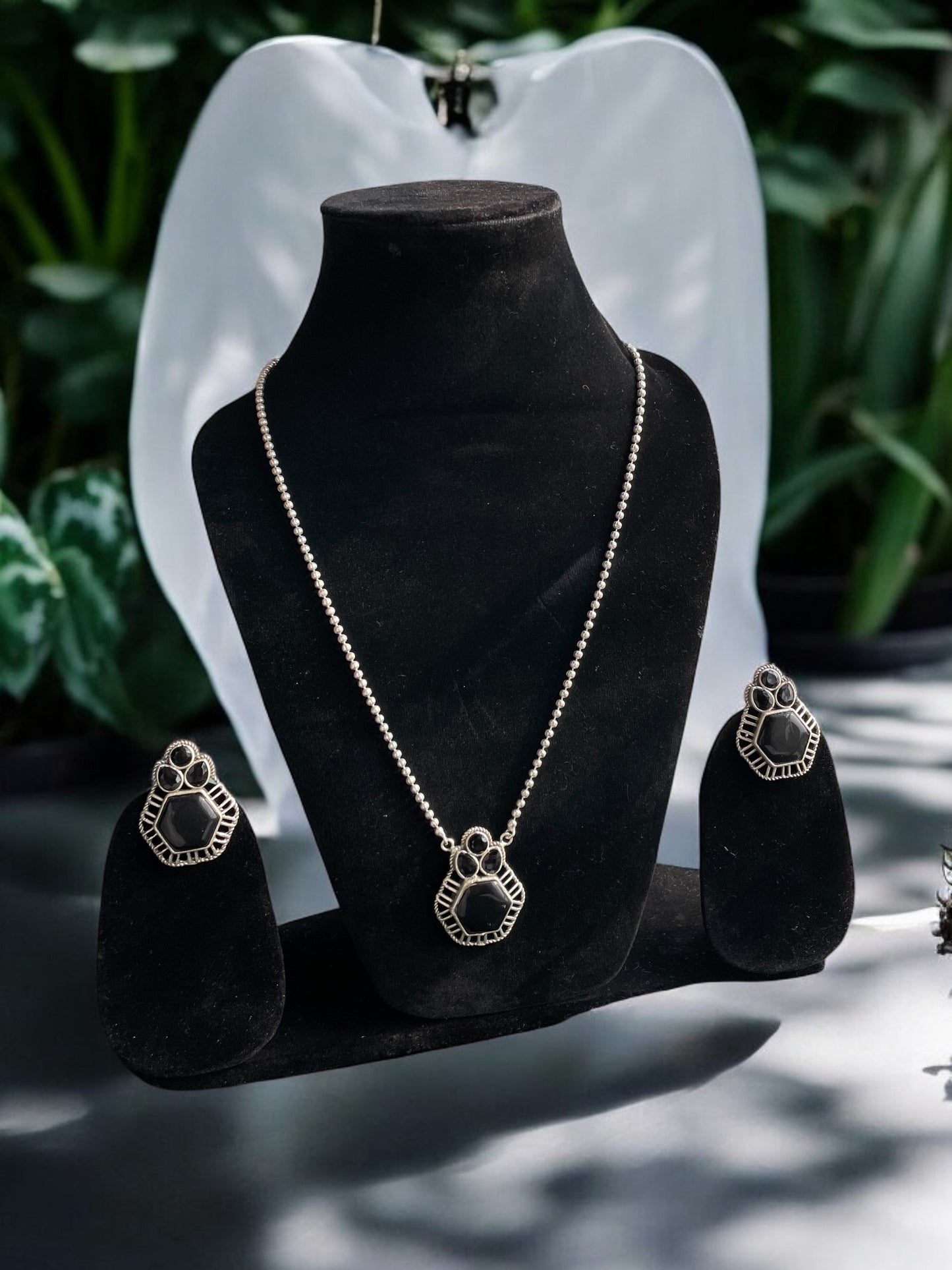 Rashmi monalisa Necklace