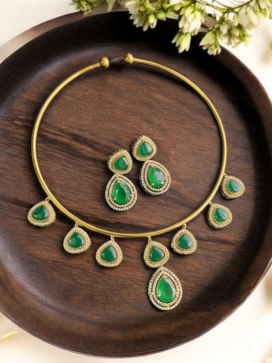 Tina AD Monalisa Stone Brass Hasli Necklace