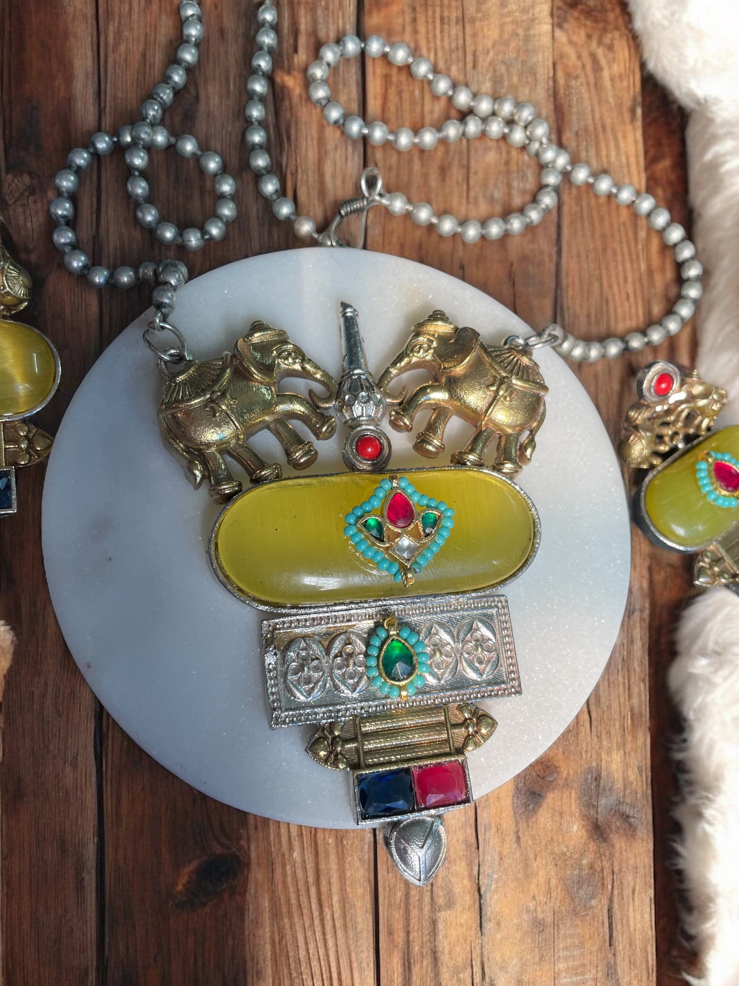 Gunjana Monalisa Pachi Kundan Necklace Set