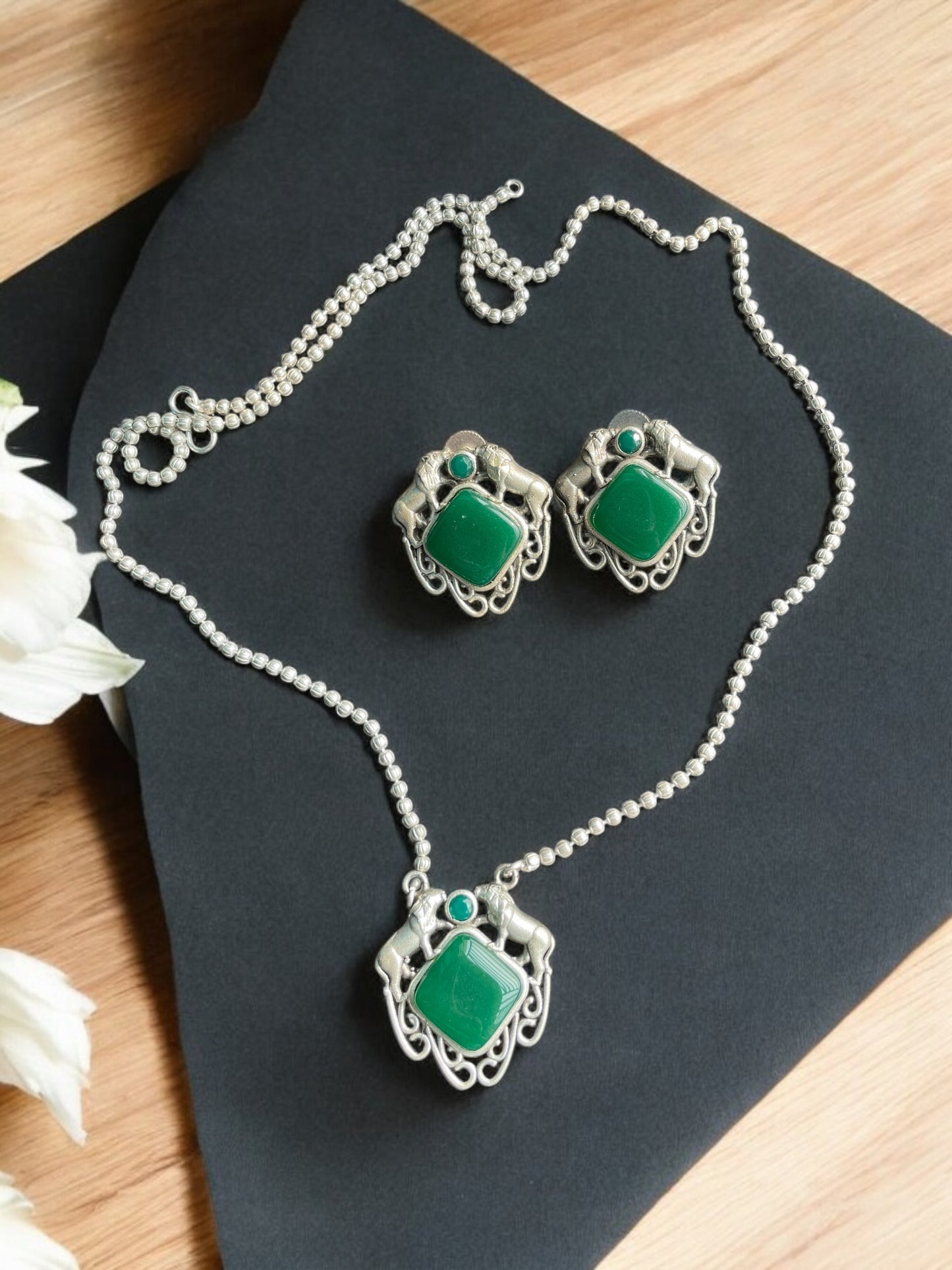 Diya Monalisa Necklace