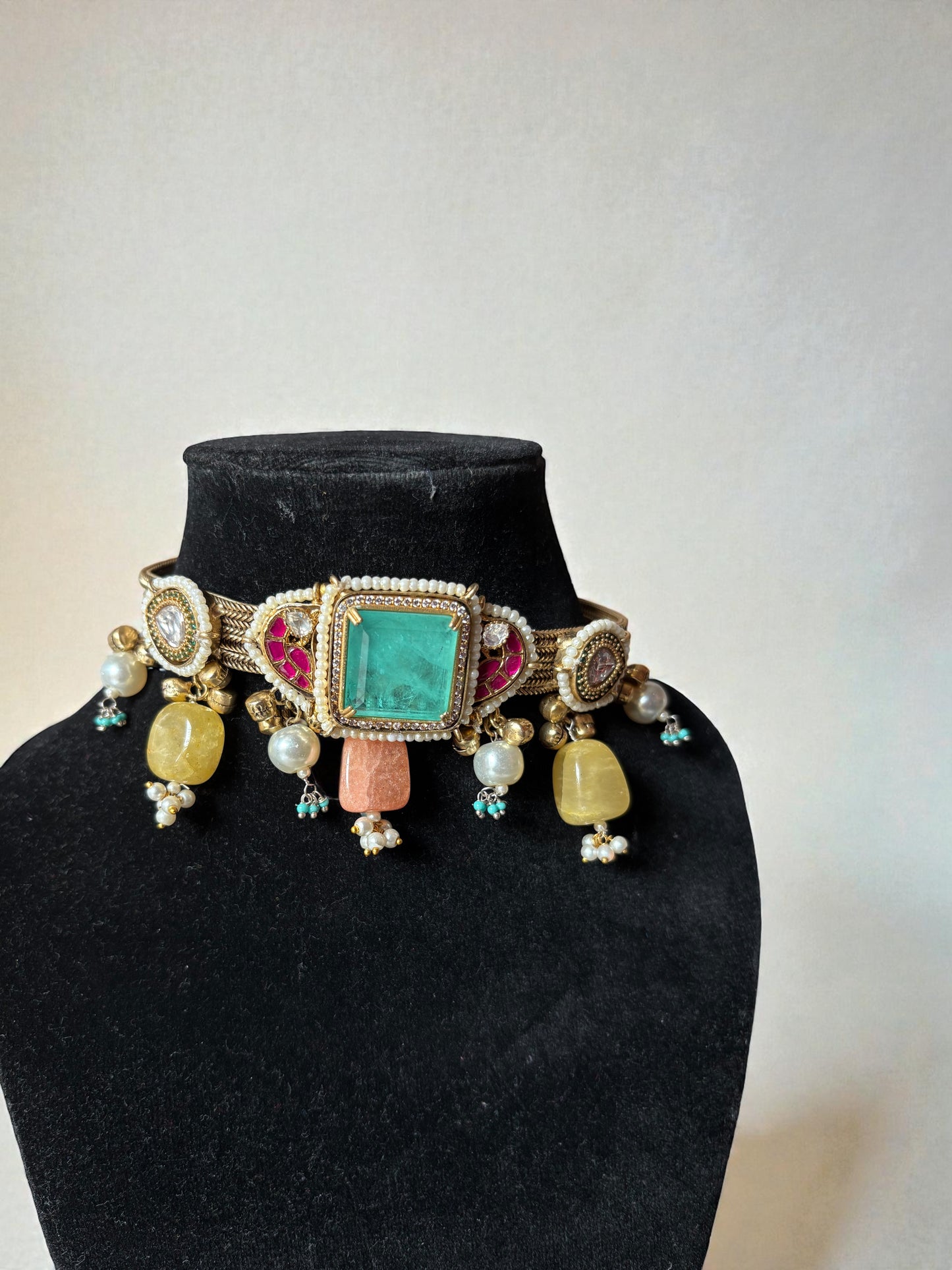 Aarunya Premium Doublet & Moissanite Necklace