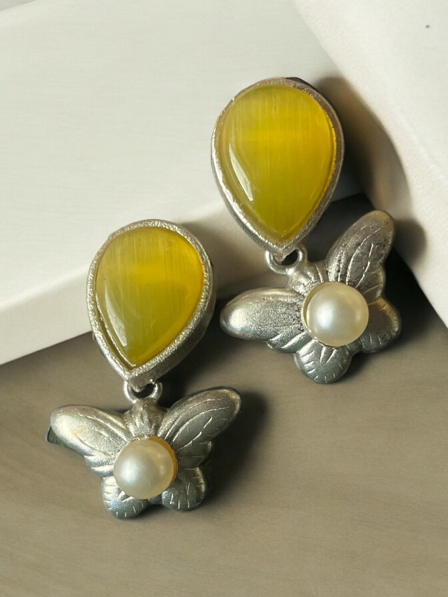 Pia Butterfly Monalisa