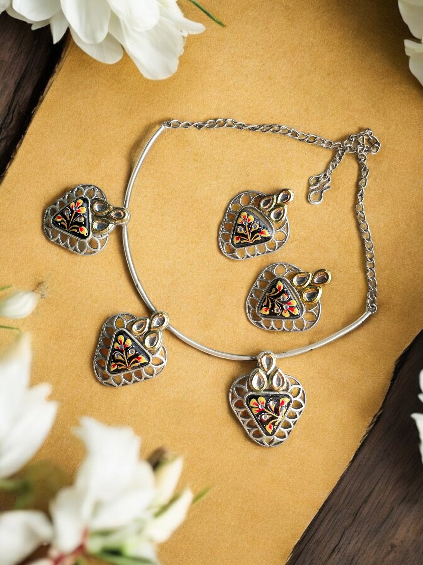 Ishita Monalisa Necklace