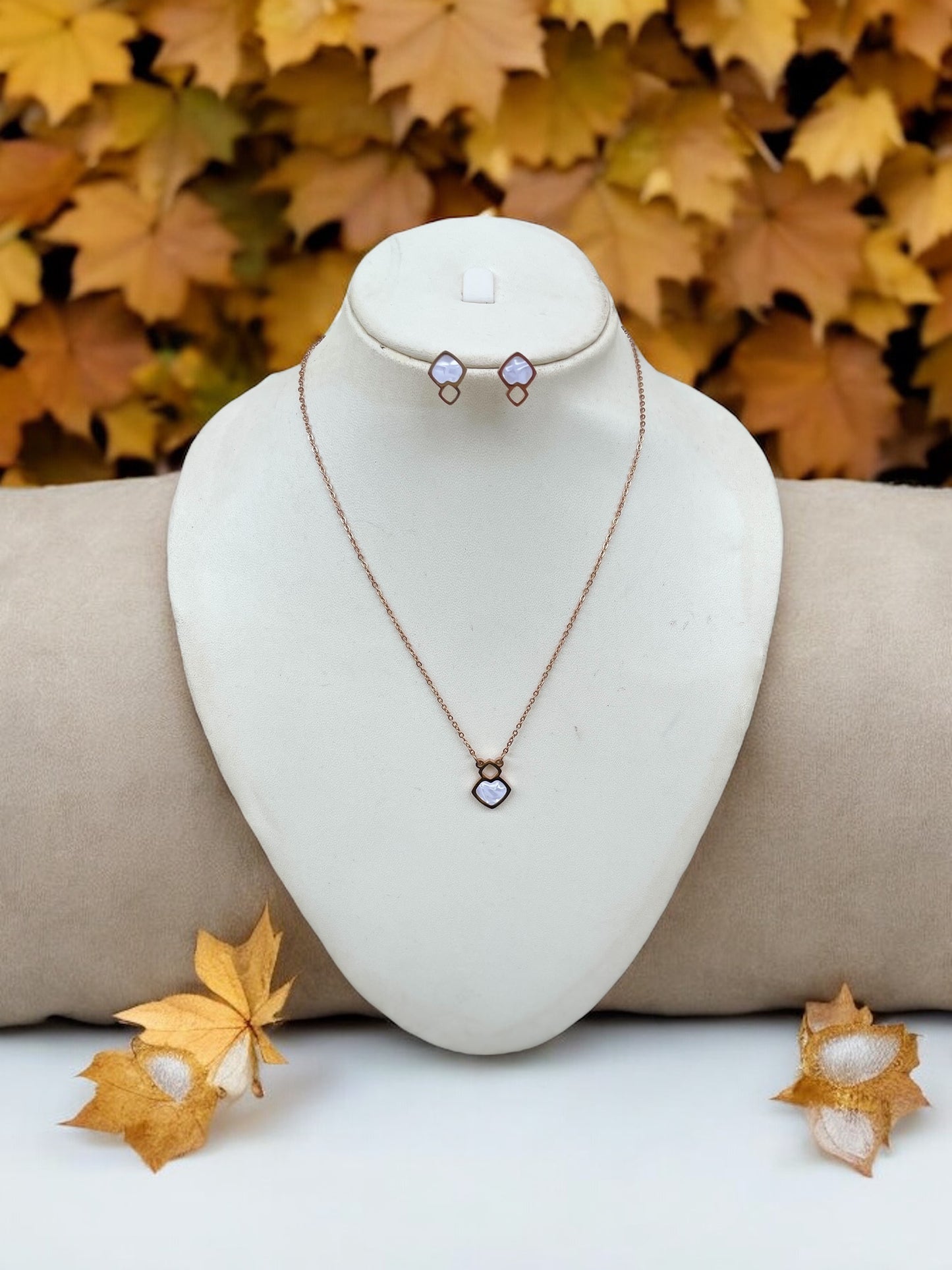 WES001_Trisha Anti-tarnish Necklace Set
