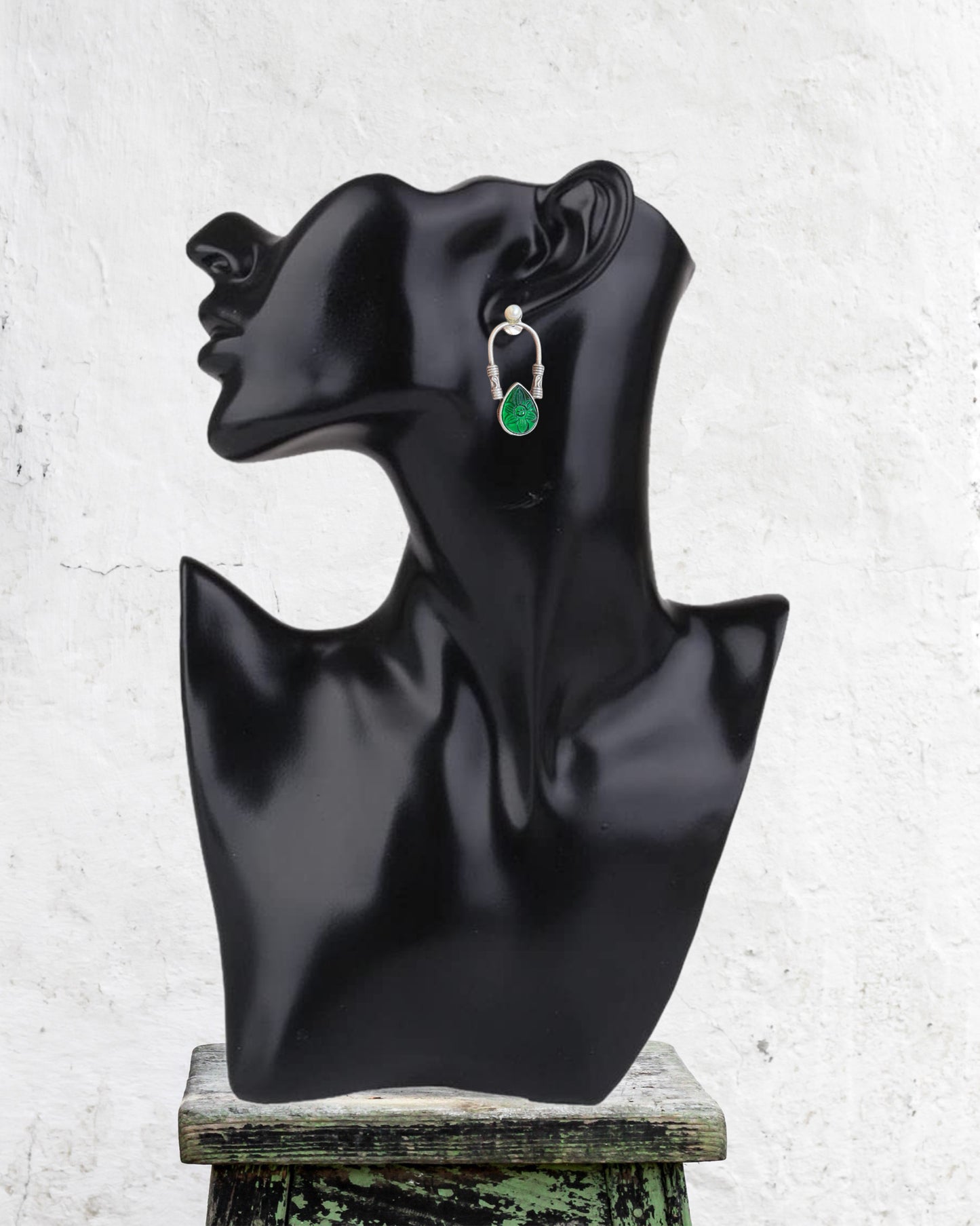 Kiran Engraved Monalisa