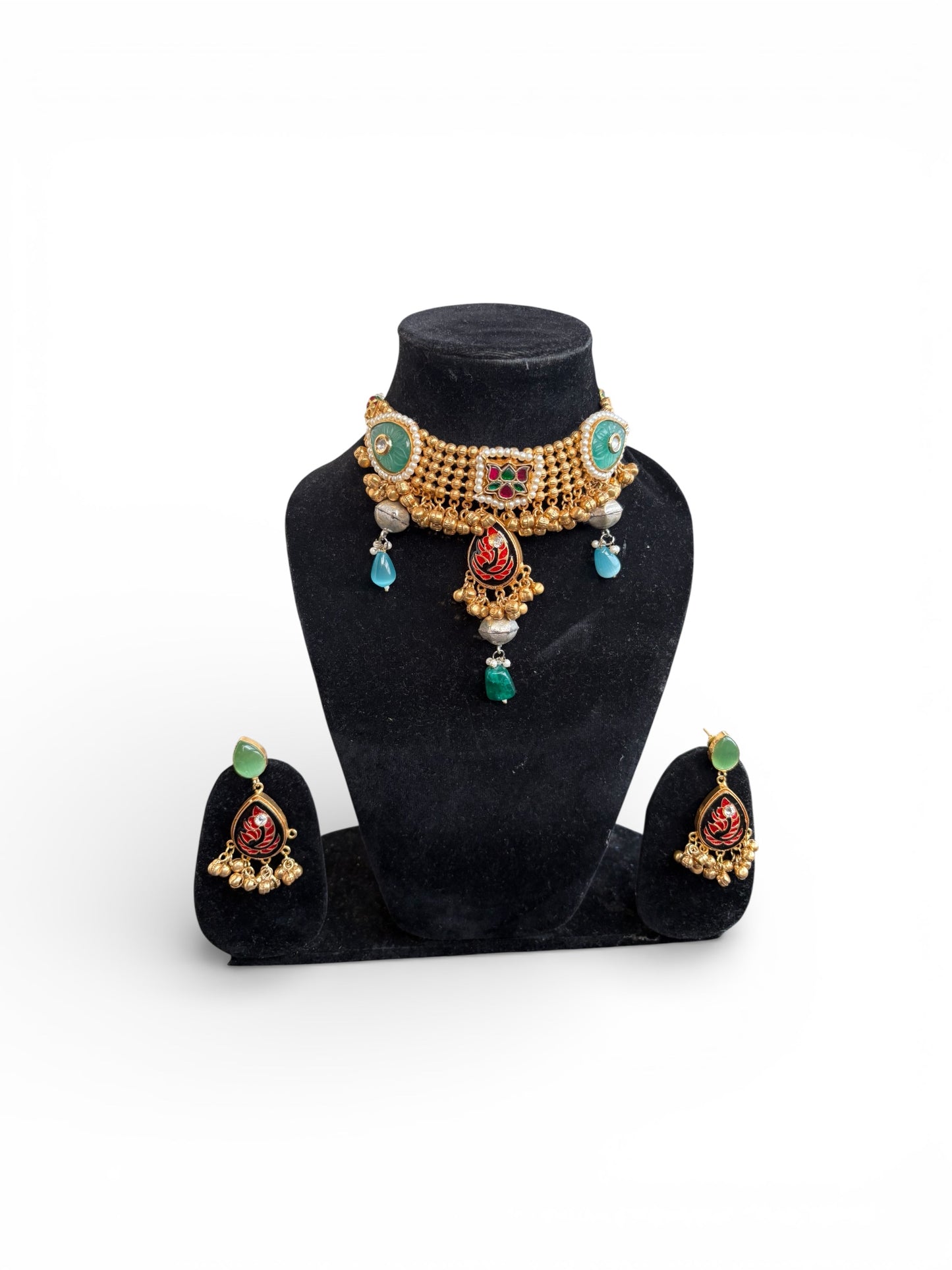 Neerja Handcrafted Kundan Choker Set