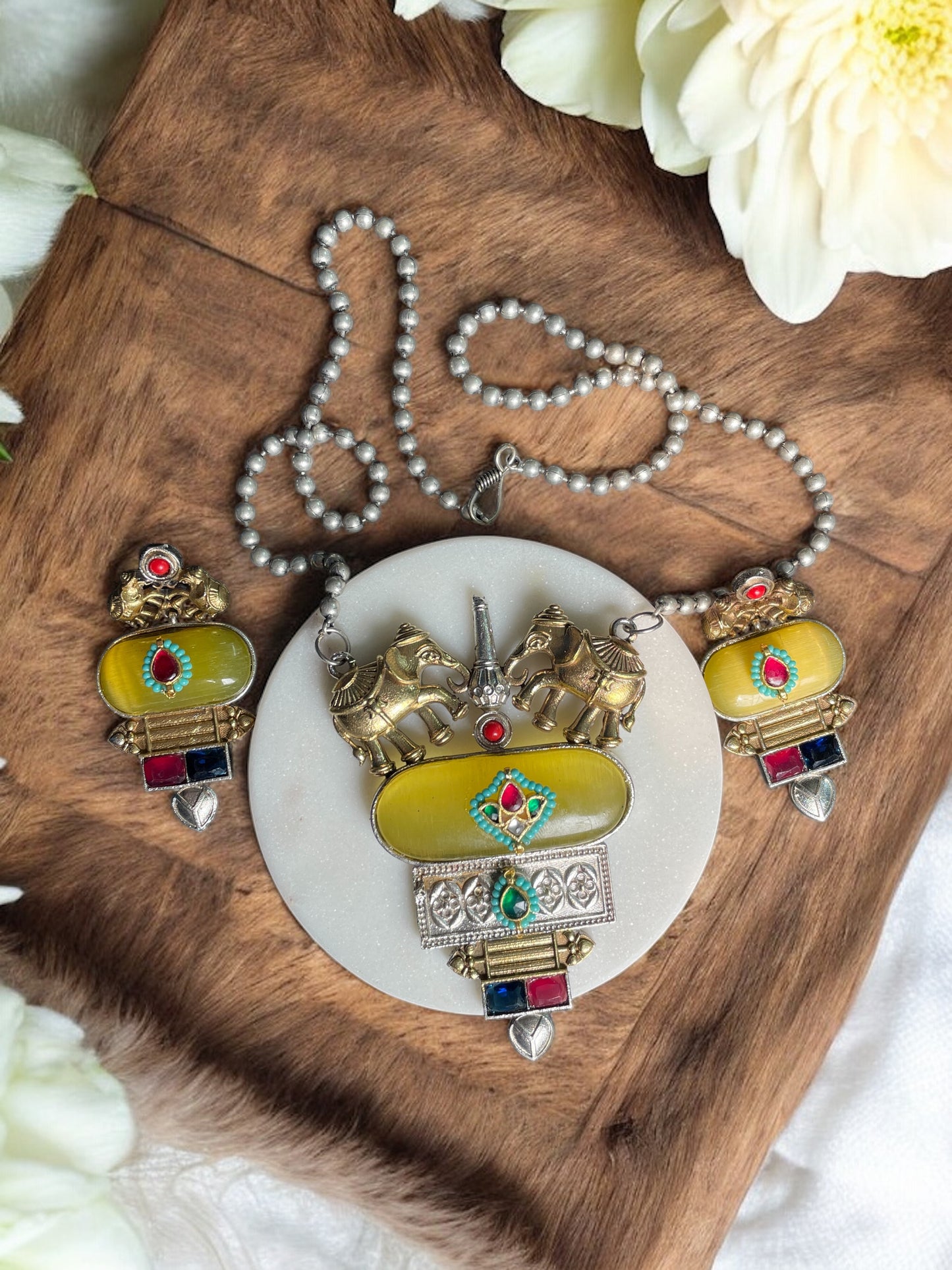 Gunjana Monalisa Pachi Kundan Necklace Set