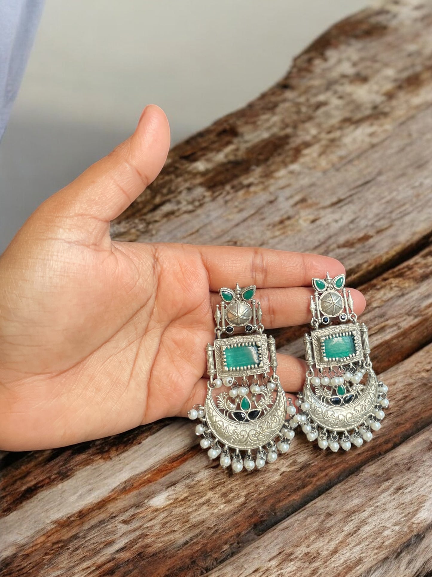 Meha Silver Monalisa Earring