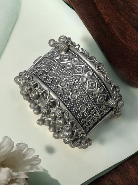 BR_001_kena Bracelet