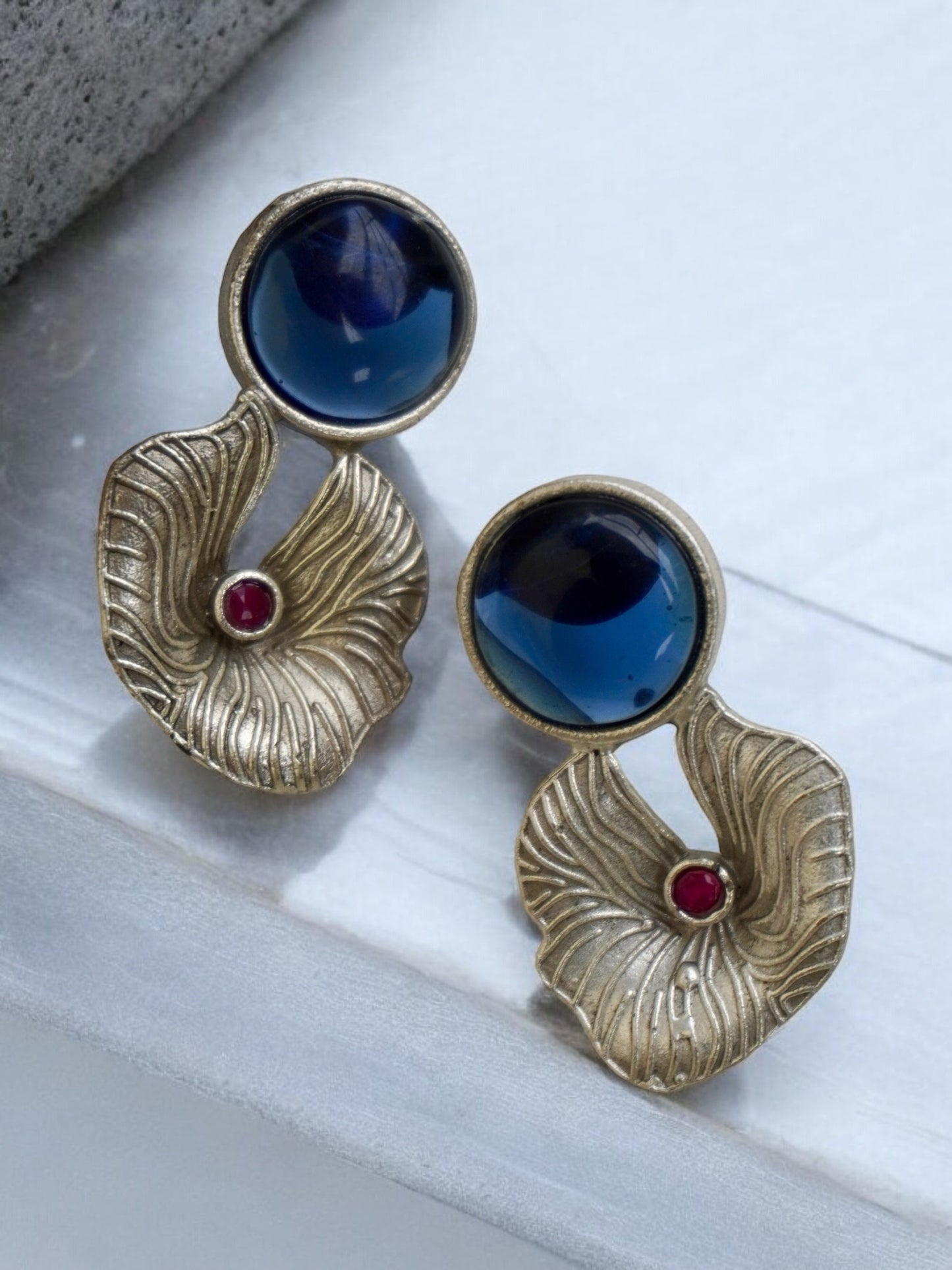 Nisha Silver Replica Jhumka with Monalisa Stone and Embedded Pattern