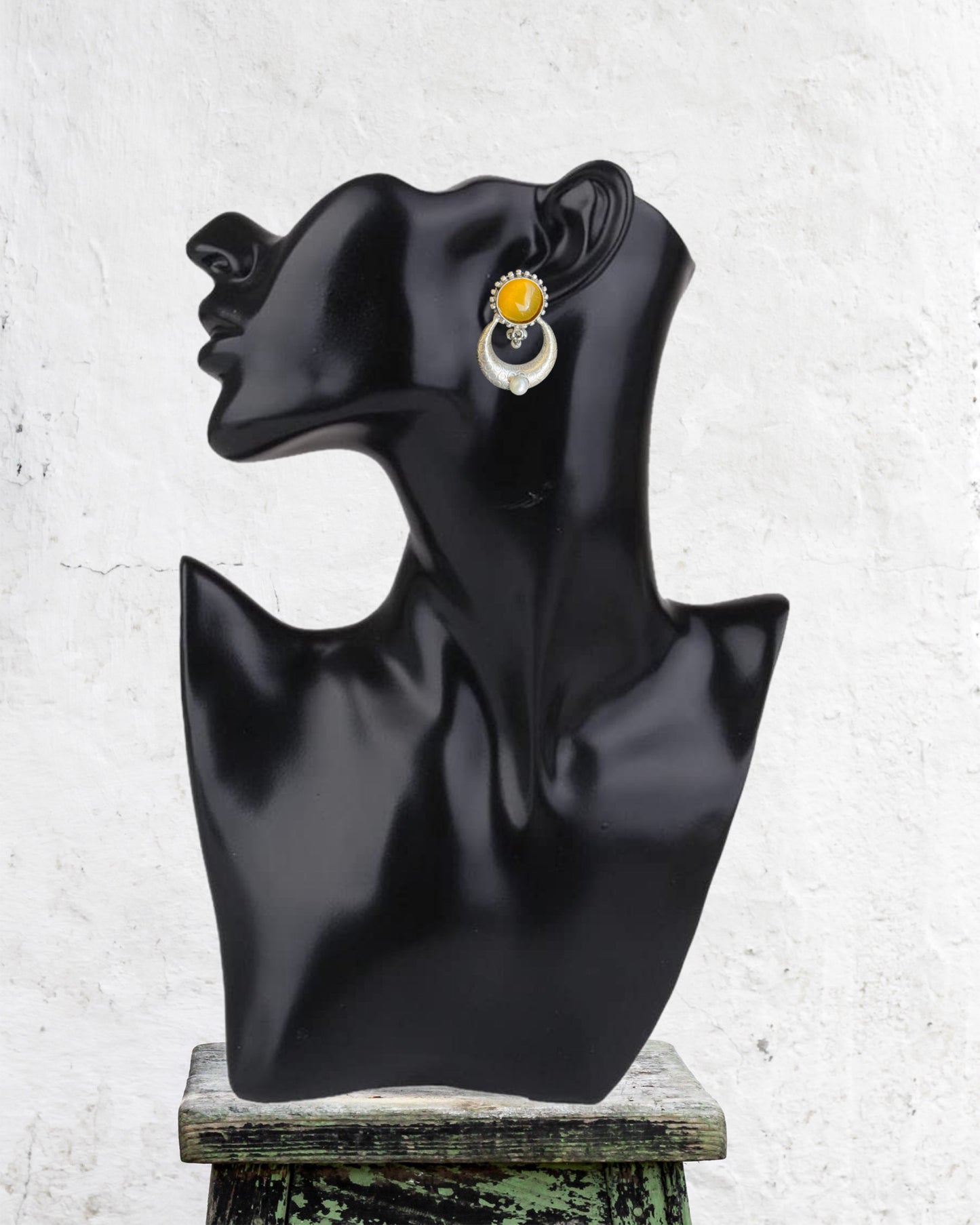 Dhara Monalisa Earring