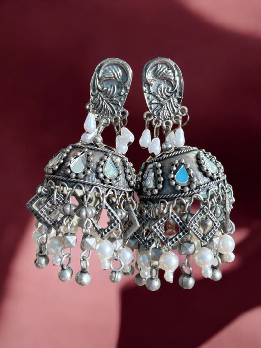 Sandhya Blackpolish Jhumka